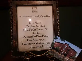 Hotel Ruby Marie