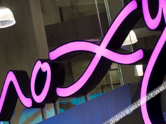 Moxy Edinburgh Airport