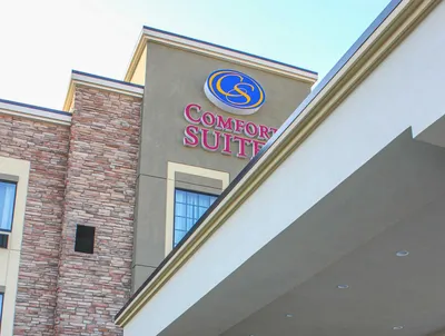 Comfort Suites University