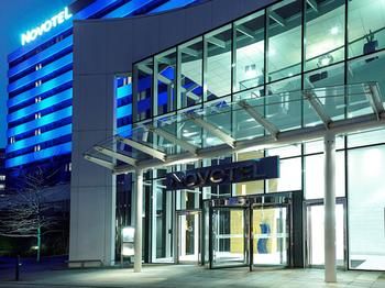 Novotel London West