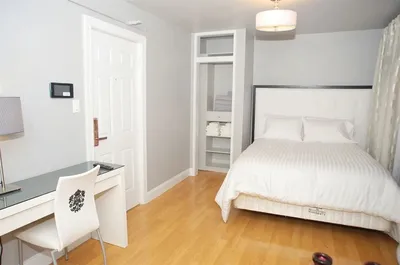 The Upper Level - A Hotel Alternative