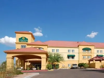 La Quinta Inn & Suites by Wyndham Phoenix I-10 West
