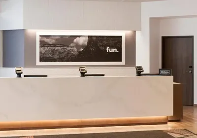 Hampton Inn And Suites Phoenix Downtown