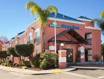 Days Inn by Wyndham Concord