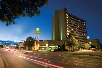 Holiday Inn Winnipeg South by IHG