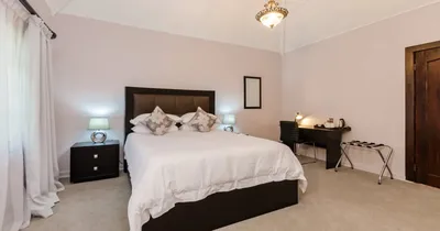 Englewold Manor Guest House