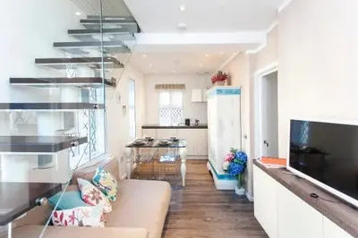 ItalianFlat - Strand