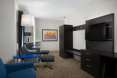 Holiday Inn Express And Suites Independence Kansas