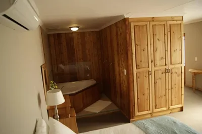 Mount Noah Lodge