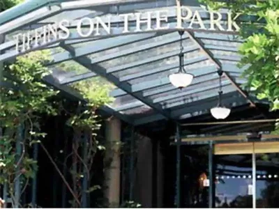 Quality Tiffins On The Park