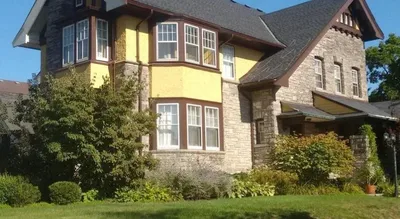 Springbank House