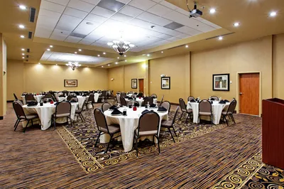 Holiday Inn Batesville by IHG