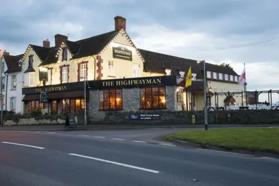 The Highwayman Inn