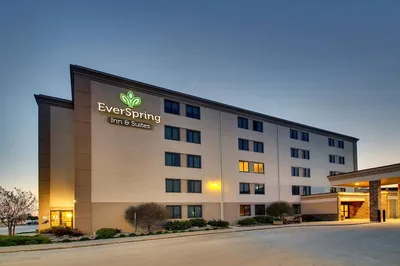 Expressway Inn