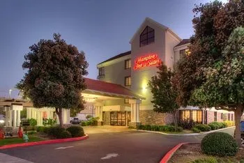 Hampton Inn & Suites San Francisco-Burlingame-Airport South