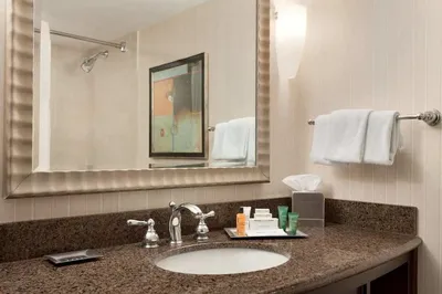 DoubleTree by Hilton Newark Penn Station