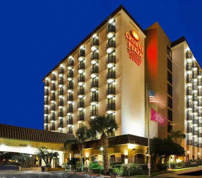 Crowne Plaza Suites Houston - Near Sugar Land