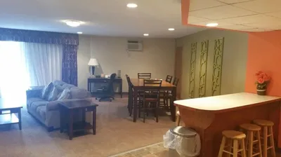 Howard Johnson Grand Forks, Nd