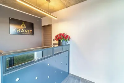 Kravit Premier Suites