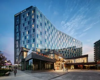 Hyatt Place Boston/Seaport District
