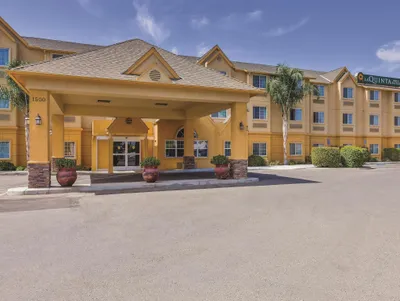 La Quinta Inn & Suites by Wyndham Tulare