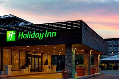 Holiday Inn Toronto Airport East by IHG