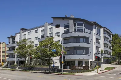 888 Hilgard