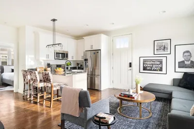 Hart Suite Buyout 1 by Avantstay Two Town House Buyout w/ Modern Amenities in Nashville!
