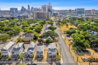 Walk to Restaurants & Entertainment on East Side