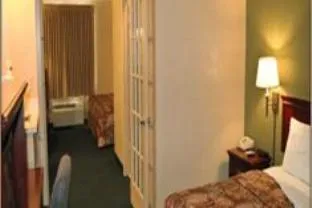 Quality Inn & Suites I-35 near Frost Bank Center