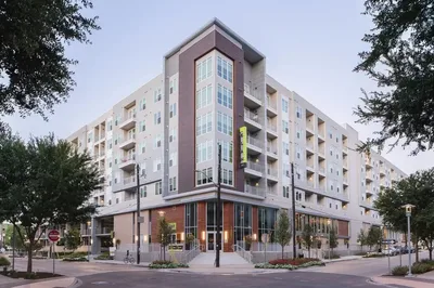 Locale Fort Worth - West 7th