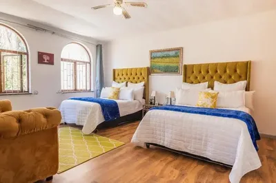 Joyous Luxuries Guesthouse