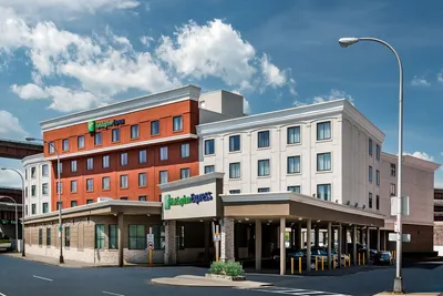 Holiday Inn Express Albany Downtown, an IHG Hotel