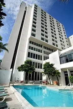 Comfort Inn & Suites Downtown Brickell - Port of Miami