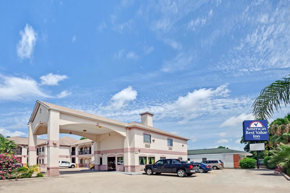 Sapphire Inn and Suites