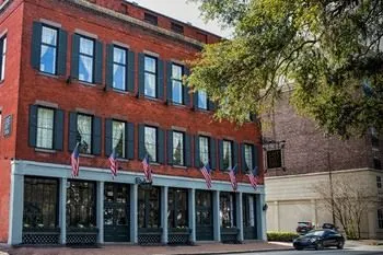 East Bay Inn, Historic Inns of Savannah Collection