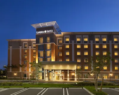 Holiday Inn Express Miami Airport Blue Lagoon Area by IHG