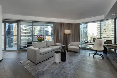 Paradox Hotel Vancouver