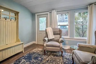 Tropical Florida Oasis w/ Patio, Near Beaches