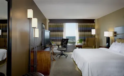 Crowne Plaza Kansas City Downtown by IHG
