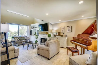 Palm Desert Townhome w/ Pool Access & Golf Course!