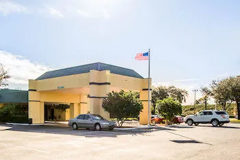 Stayable Jacksonville West