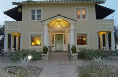 Catalina Park Inn Bed and Breakfast