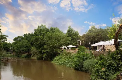 Thanda Manzi Country Hotel